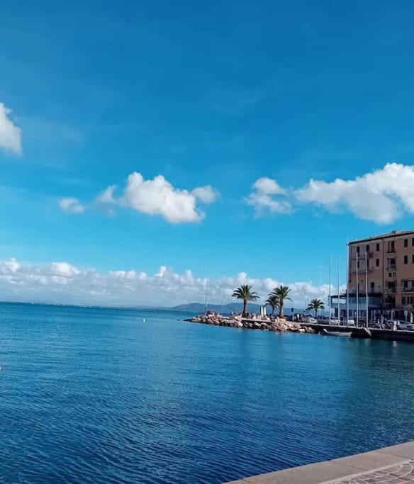 Sweet Liana Un Tuffo Nel Cuore Del Paese Porto Santo Stefano  Buitenkant foto