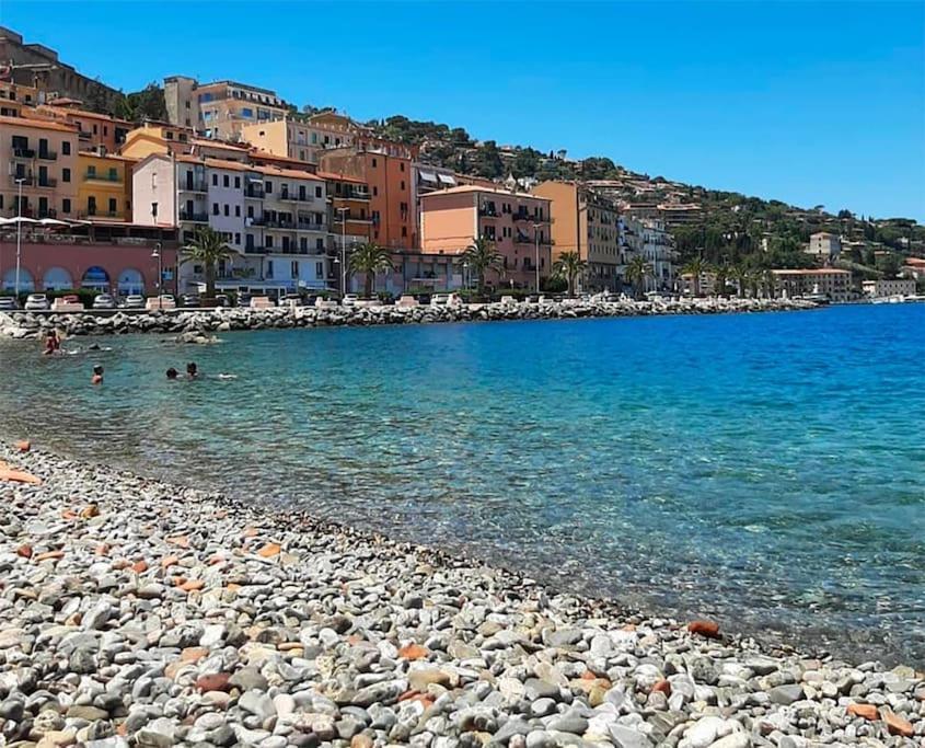 Sweet Liana Un Tuffo Nel Cuore Del Paese Porto Santo Stefano  Buitenkant foto